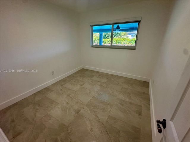 1811 SW 83rd Ave, Miami, FL 33155