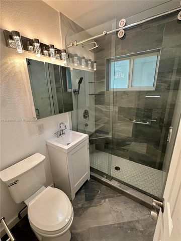 1811 SW 83rd Ave, Miami, FL 33155