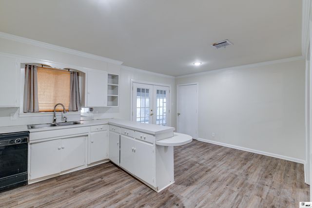 2404 N 10TH STREET, West Monroe, LA 71291