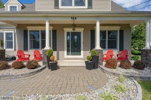 104 Robbins Rd, Branchburg Twp., NJ 08876