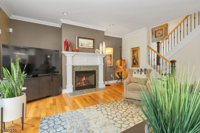 104 Robbins Rd, Branchburg Twp., NJ 08876