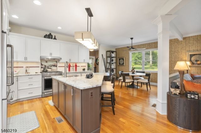 104 Robbins Rd, Branchburg Twp., NJ 08876