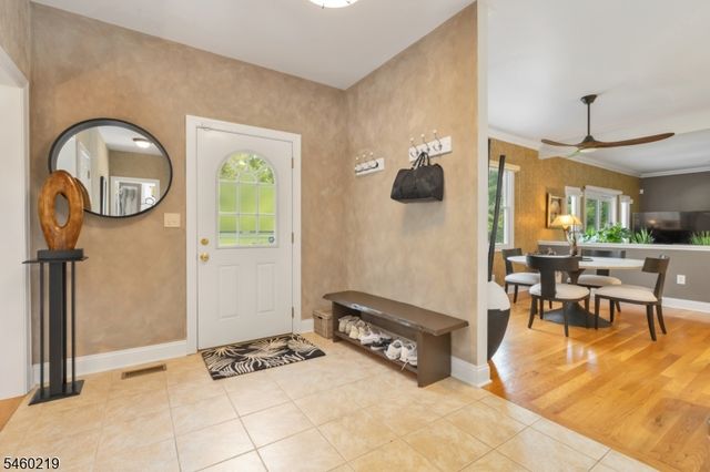 104 Robbins Rd, Branchburg Twp., NJ 08876