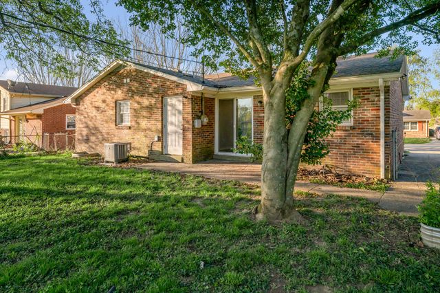 221 Quebec Way, Lexington, KY 40515