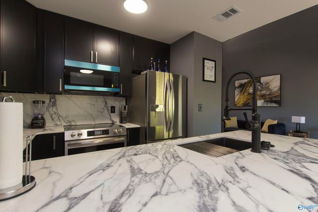 1155 Old Monrovia Road 4M, Huntsville, AL 35806