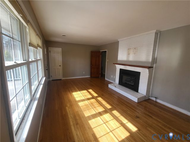 5019 Sterling Rd, Dinwiddie, VA 23803