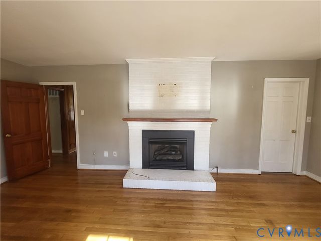 5019 Sterling Rd, Dinwiddie, VA 23803