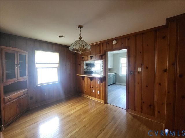 5019 Sterling Rd, Dinwiddie, VA 23803