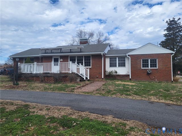 5019 Sterling Rd, Dinwiddie, VA 23803