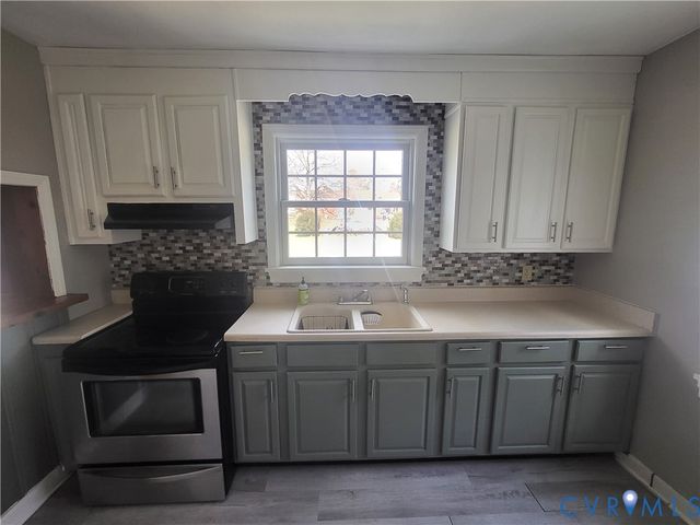 5019 Sterling Rd, Dinwiddie, VA 23803