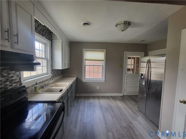 5019 Sterling Rd, Dinwiddie, VA 23803