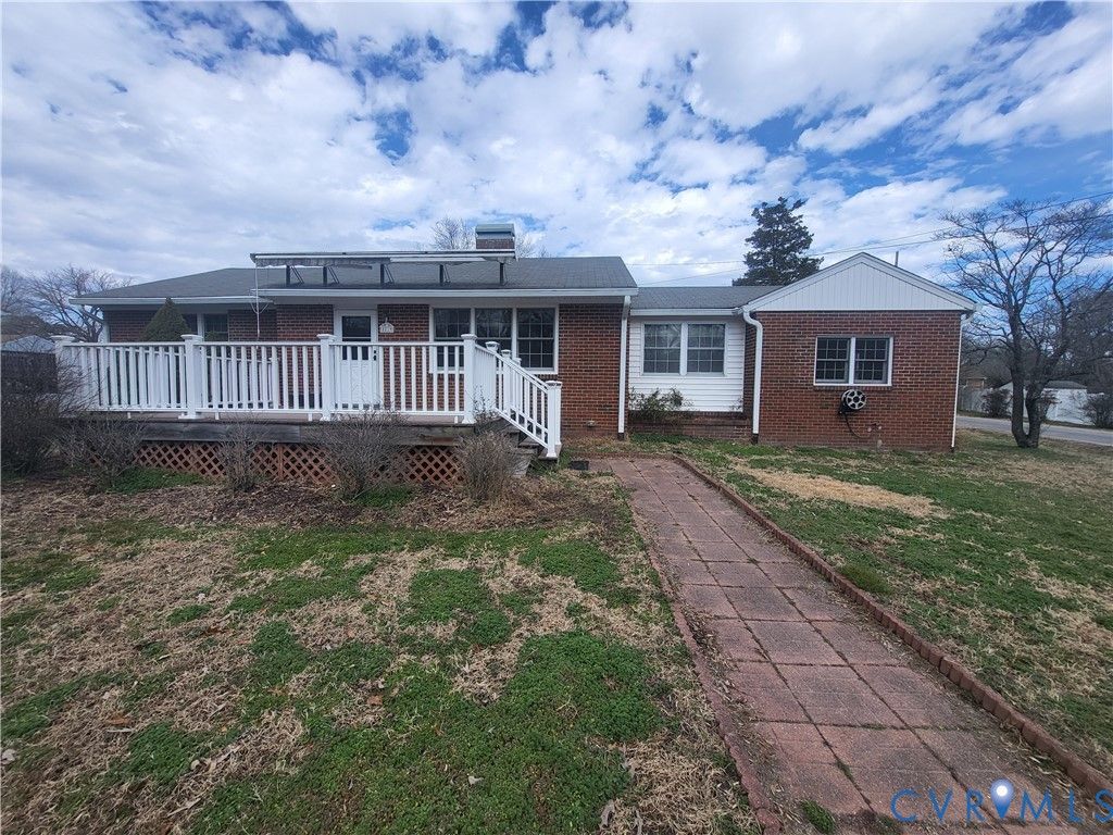 5019 Sterling Rd, Dinwiddie, VA 23803