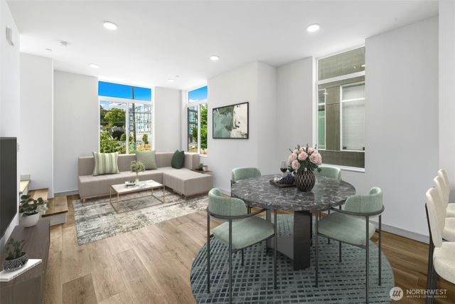 7560 43rd Avenue S, Seattle, WA 98118