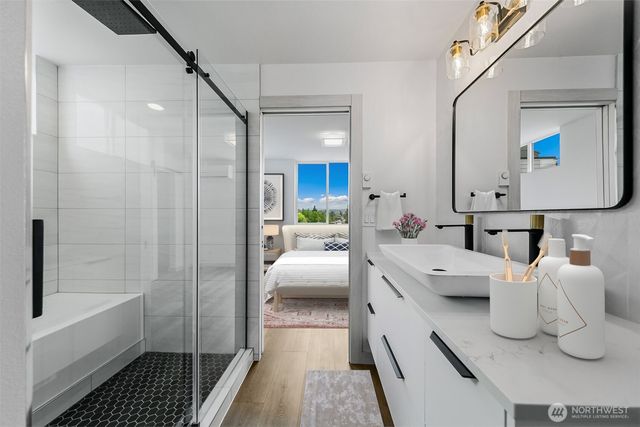 7560 43rd Avenue S, Seattle, WA 98118