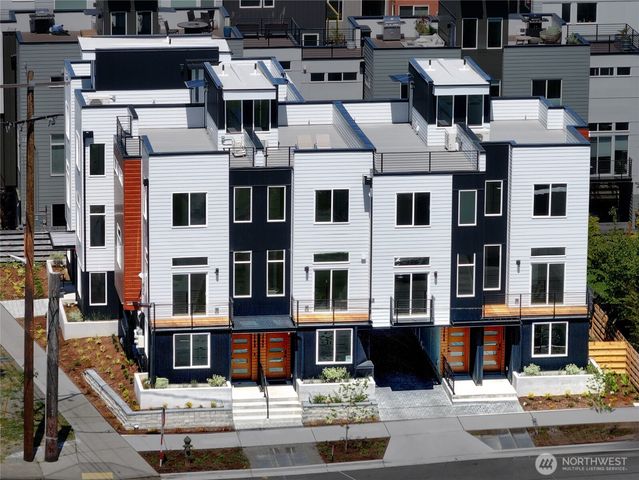 7560 43rd Avenue S, Seattle, WA 98118