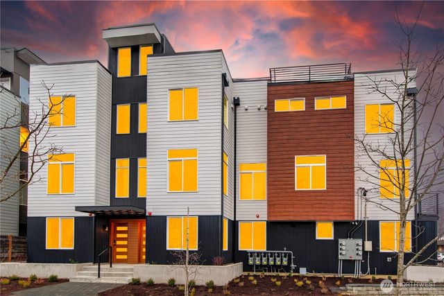 7560 43rd Avenue S, Seattle, WA 98118