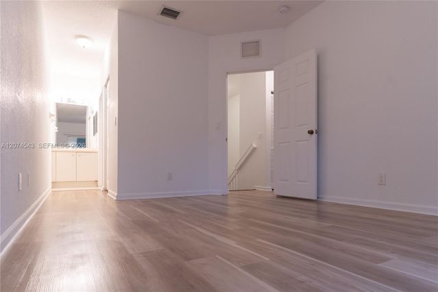 1410 S Santa Catalina Circle, North Lauderdale, FL 33068
