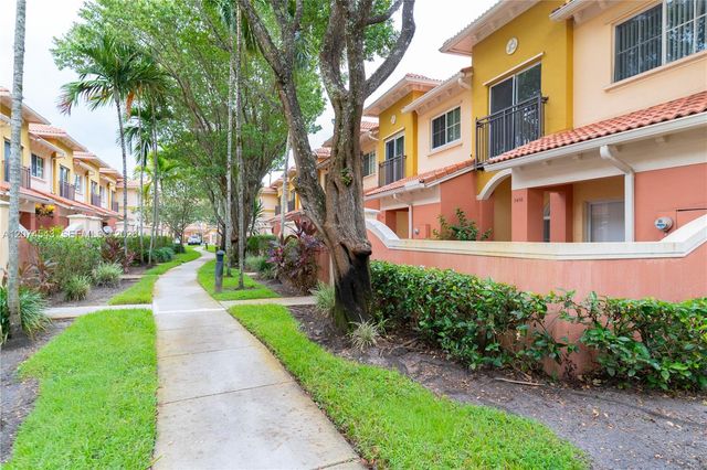 1410 S Santa Catalina Circle, North Lauderdale, FL 33068