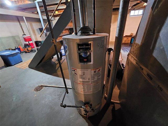 1024 E 43RD Street, Erie, PA 16504