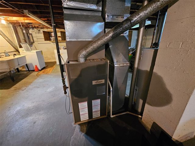 1024 E 43RD Street, Erie, PA 16504