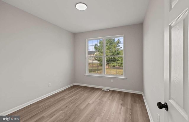 4 BOX TURTLE LN, Sicklerville, NJ 08081