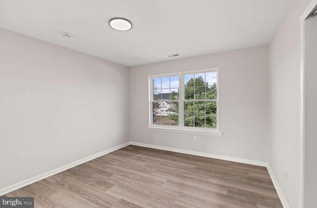 4 BOX TURTLE LN, Sicklerville, NJ 08081