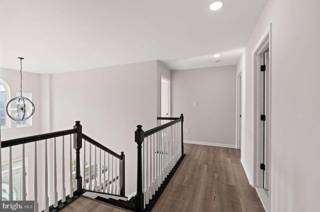 4 BOX TURTLE LN, Sicklerville, NJ 08081