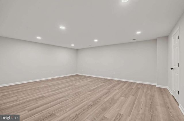 4 BOX TURTLE LN, Sicklerville, NJ 08081