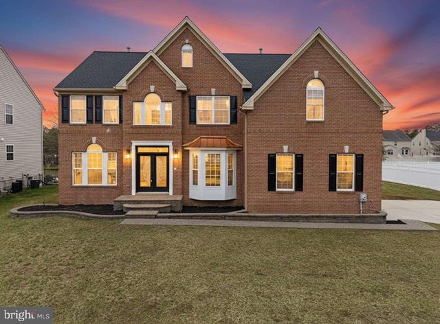 4 BOX TURTLE LN, Sicklerville, NJ 08081