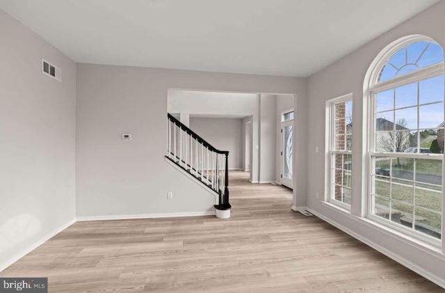 4 BOX TURTLE LN, Sicklerville, NJ 08081