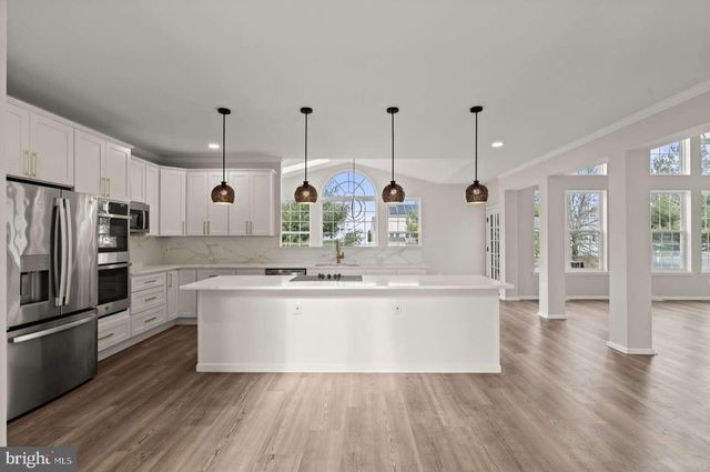 4 BOX TURTLE LN, Sicklerville, NJ 08081