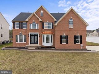 4 BOX TURTLE LN, Sicklerville, NJ 08081