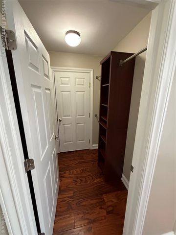 8455 Williamstown Drive, Shelby Charter Township, MI 48316