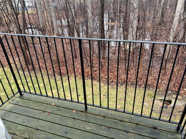 8455 Williamstown Drive, Shelby Charter Township, MI 48316