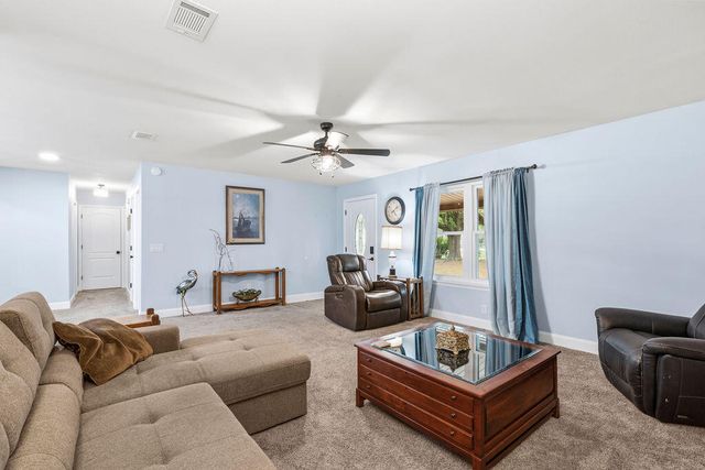 6061 Coy Burgess Loop, Defuniak Springs, FL 32435