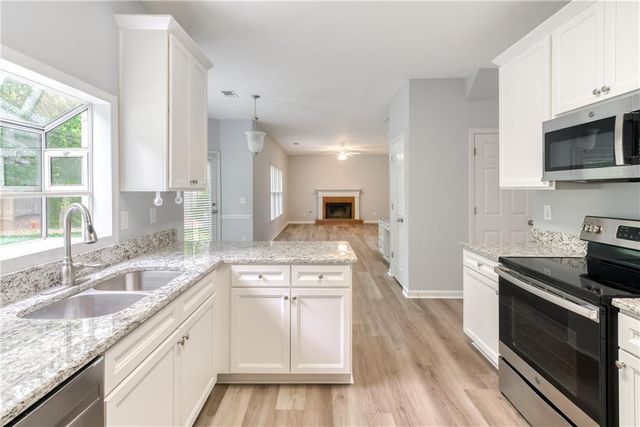 355 Lamme Chase, Johns Creek, GA 30097