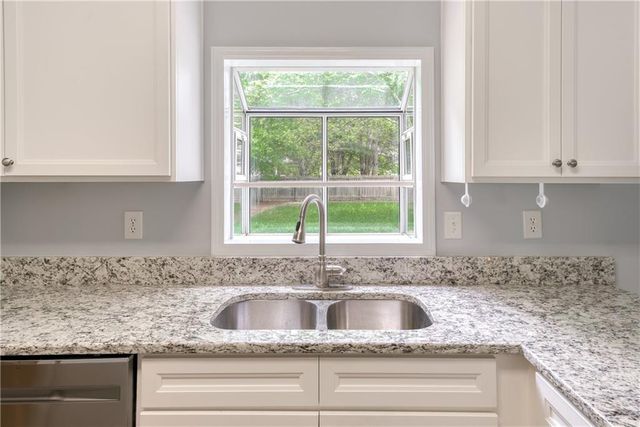 355 Lamme Chase, Johns Creek, GA 30097