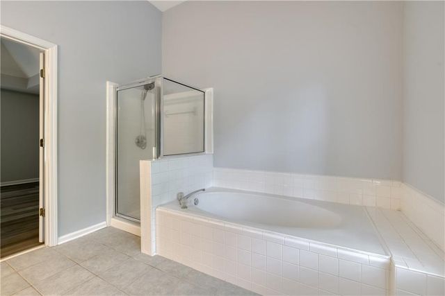355 Lamme Chase, Johns Creek, GA 30097