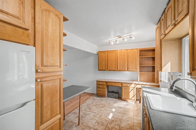 19 Ann Place, Monroe, NY 10950