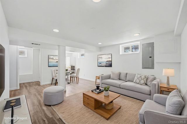 19 Ann Place, Monroe, NY 10950