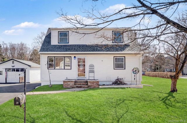 19 Ann Place, Monroe, NY 10950