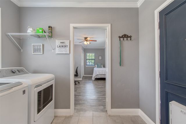 3909 Locke Avenue, Fort Worth, TX 76107