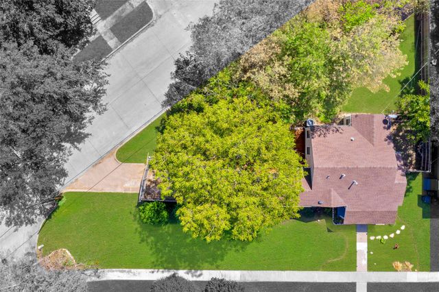 3909 Locke Avenue, Fort Worth, TX 76107