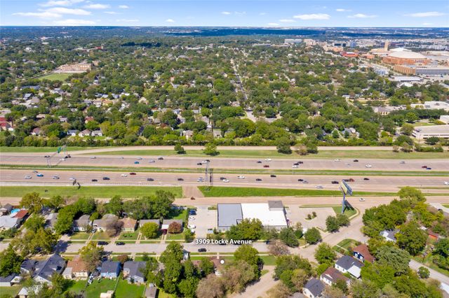 3909 Locke Avenue, Fort Worth, TX 76107