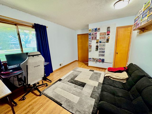 816 First Street, Milford, NE 68405