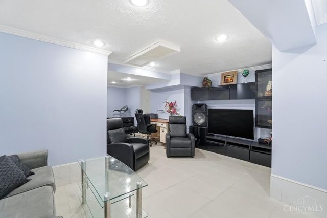 5081 Parkside Drive, Mason, OH 45040