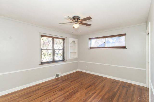 3239 Pickbury Drive, Cincinnati, OH 45211