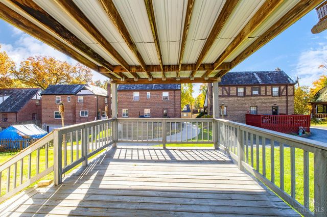 3239 Pickbury Drive, Cincinnati, OH 45211