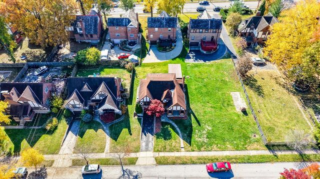 3239 Pickbury Drive, Cincinnati, OH 45211