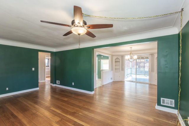 3239 Pickbury Drive, Cincinnati, OH 45211